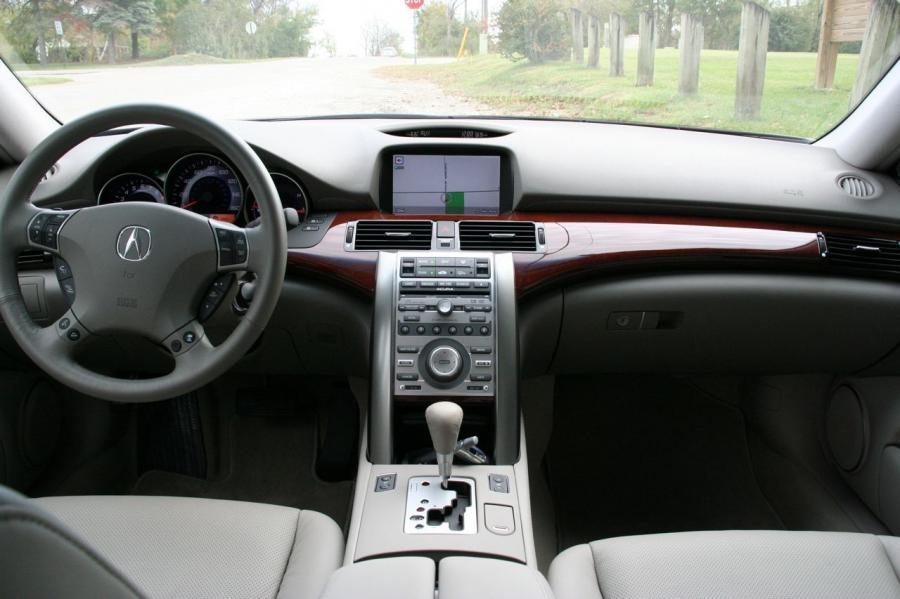 Торпедо Acura RL 2008 года  (фото 74 из 85)